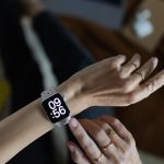 The Impact of Screen Time on Eating Habits